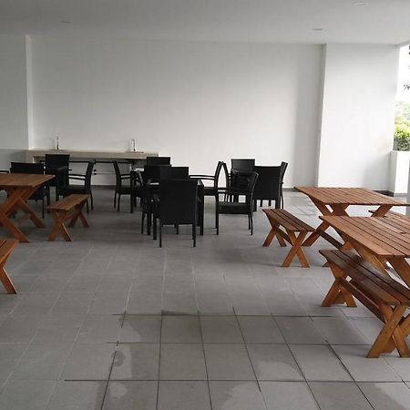 Aliff Residences 艾麗軒 Джохор-Бару Экстерьер фото